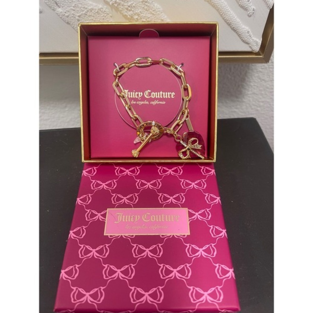 Juicy Couture Pink Stone Heart Bow Toggle Bracelet Gold Tone BH00484YFPL-75 XR